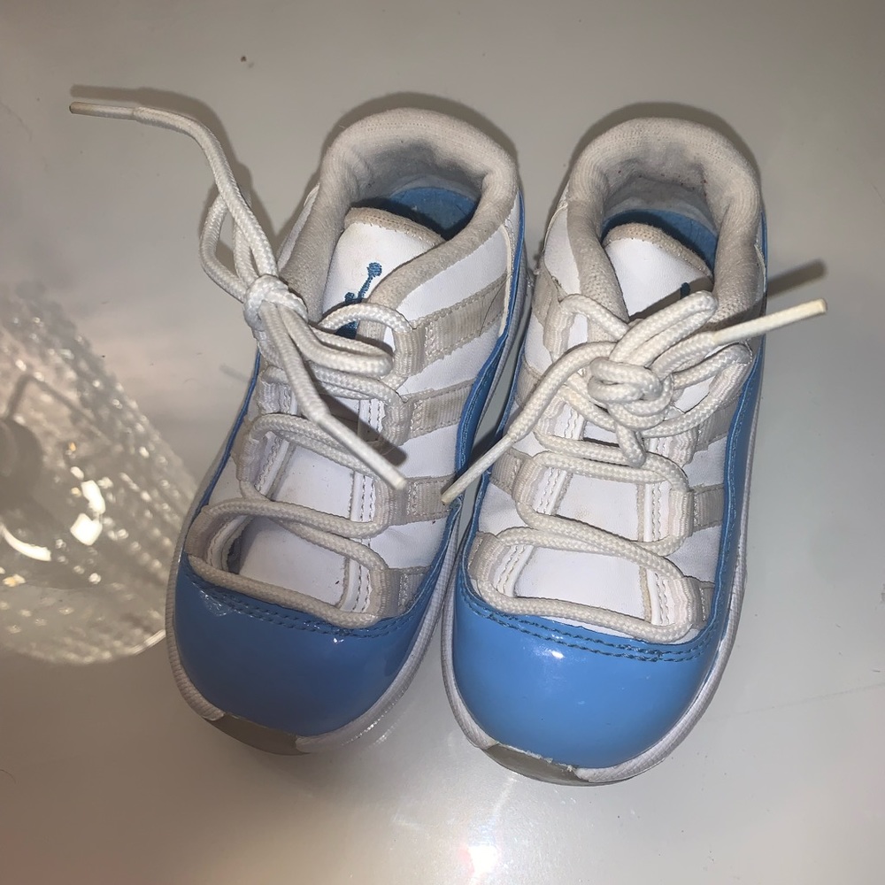 Jordan 11 Blue